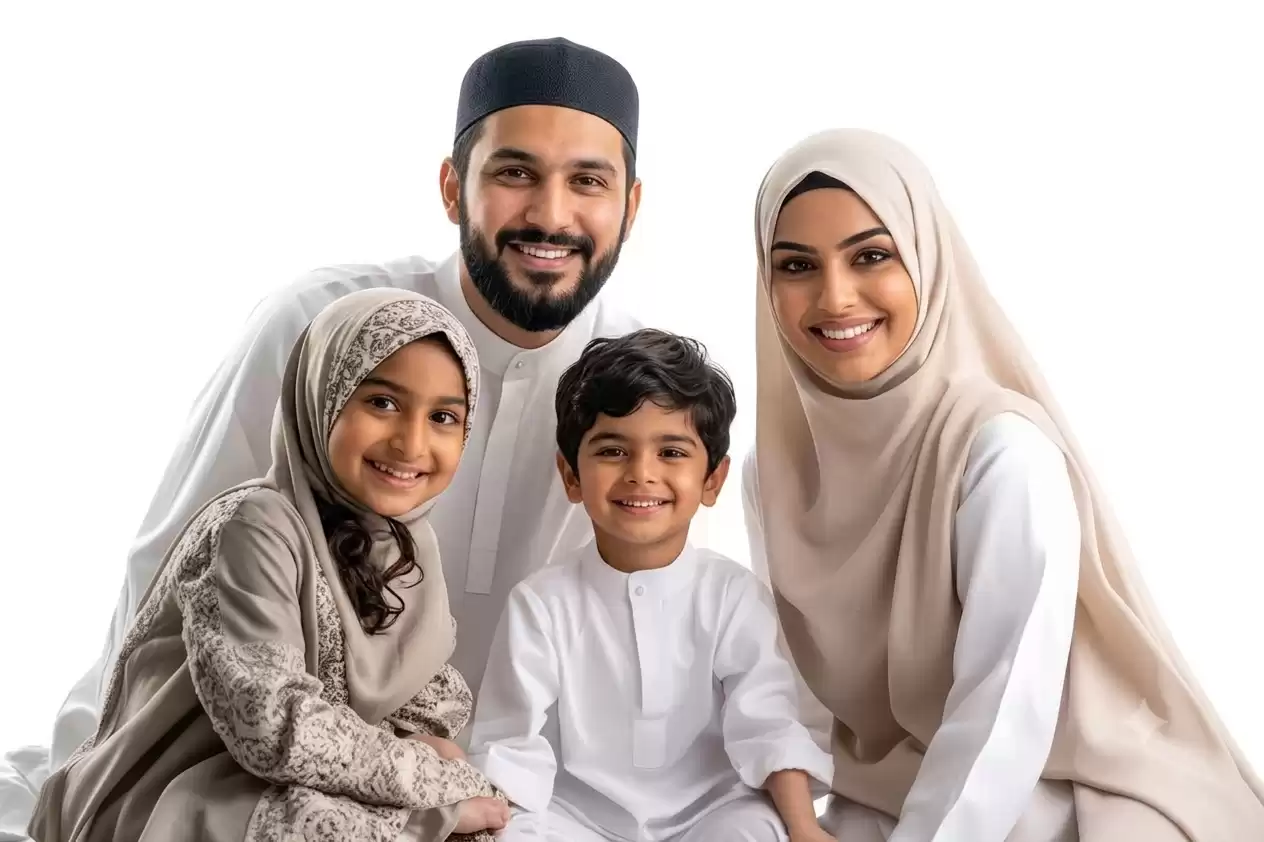 عائلة تتعلم القرآن واللغة العربية عبر الإنترنت
